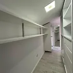 Henri's Guest house Durres