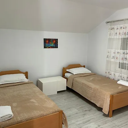 Henri's Casa de hóspedes